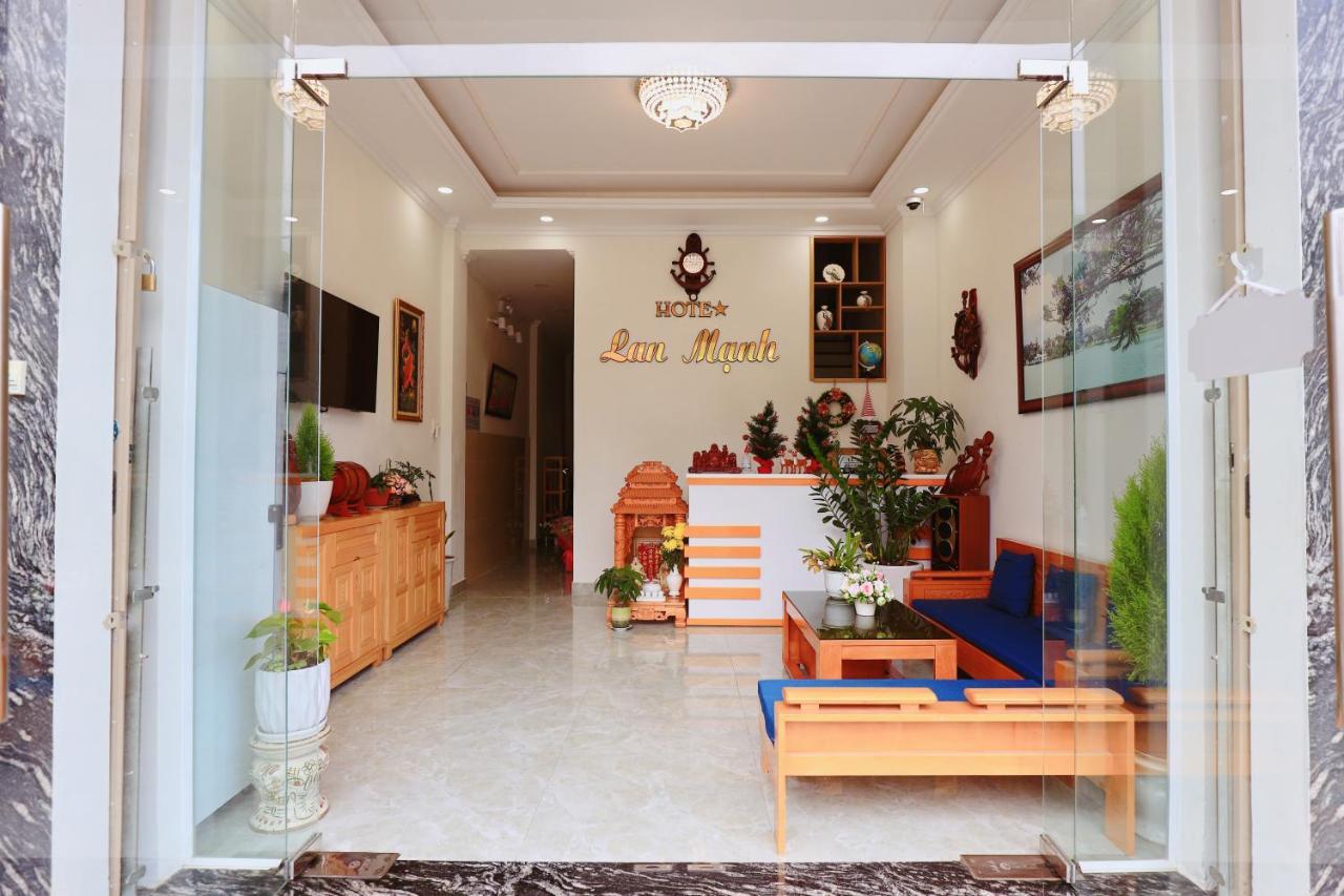 Lan Manh Hotel Da Lat Exterior photo